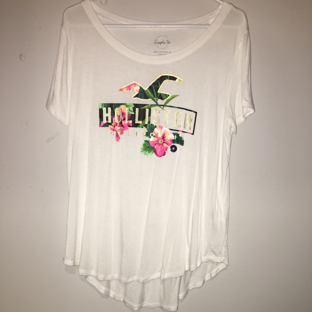 Hollister tee